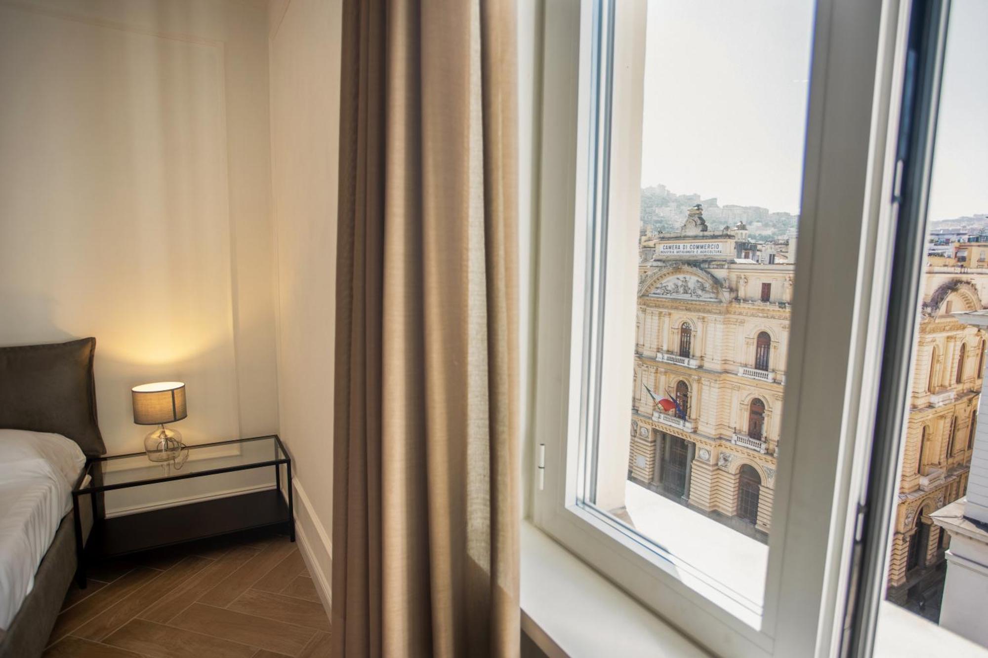 Boemi Smart Suites Naples Extérieur photo