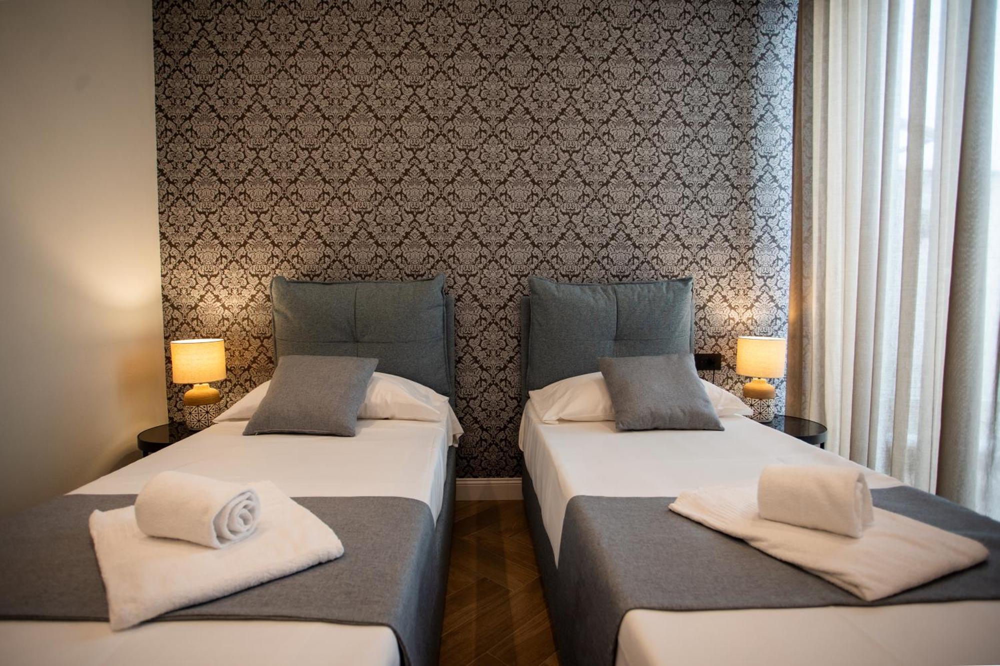 Boemi Smart Suites Naples Extérieur photo