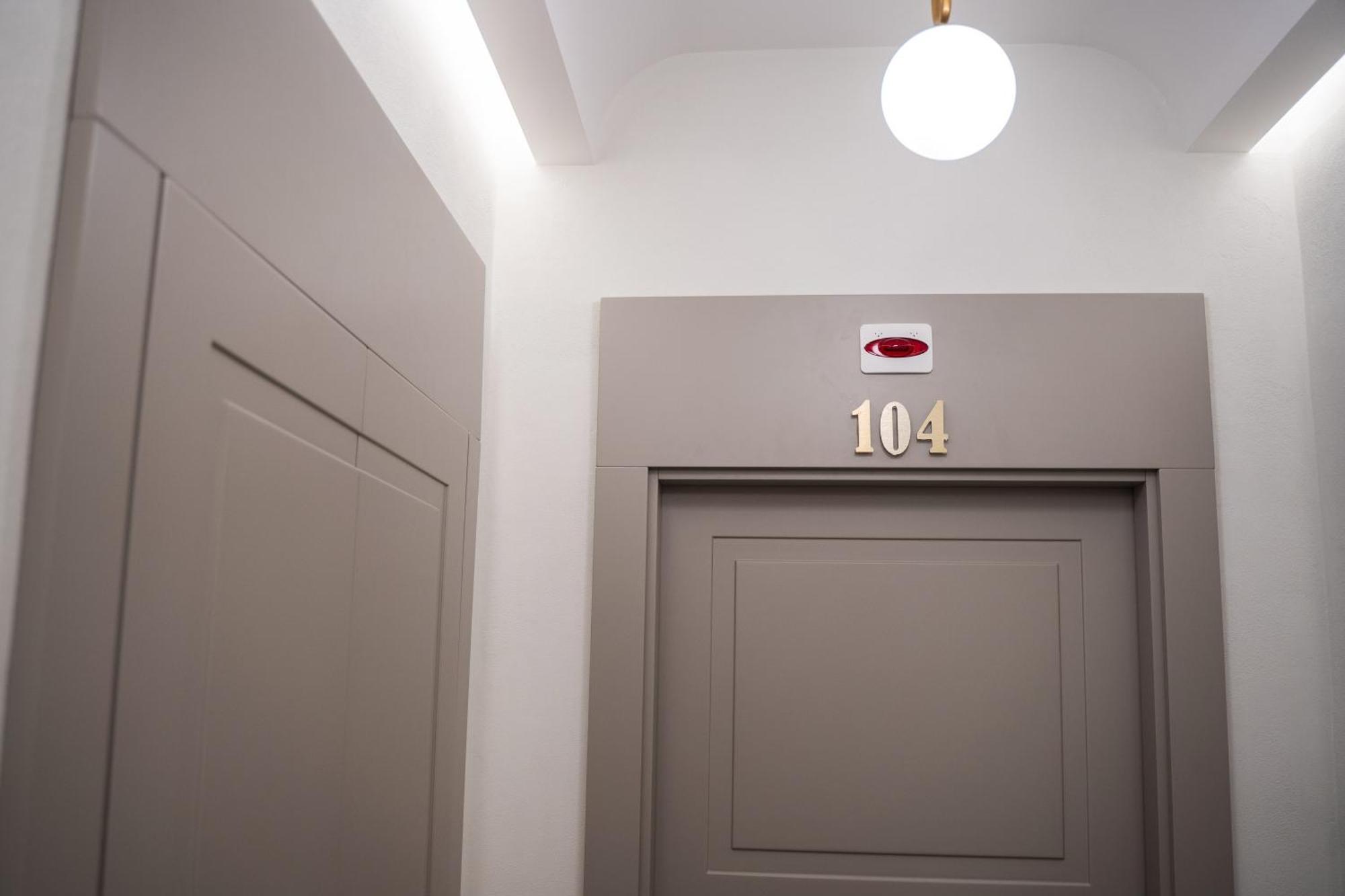 Boemi Smart Suites Naples Extérieur photo