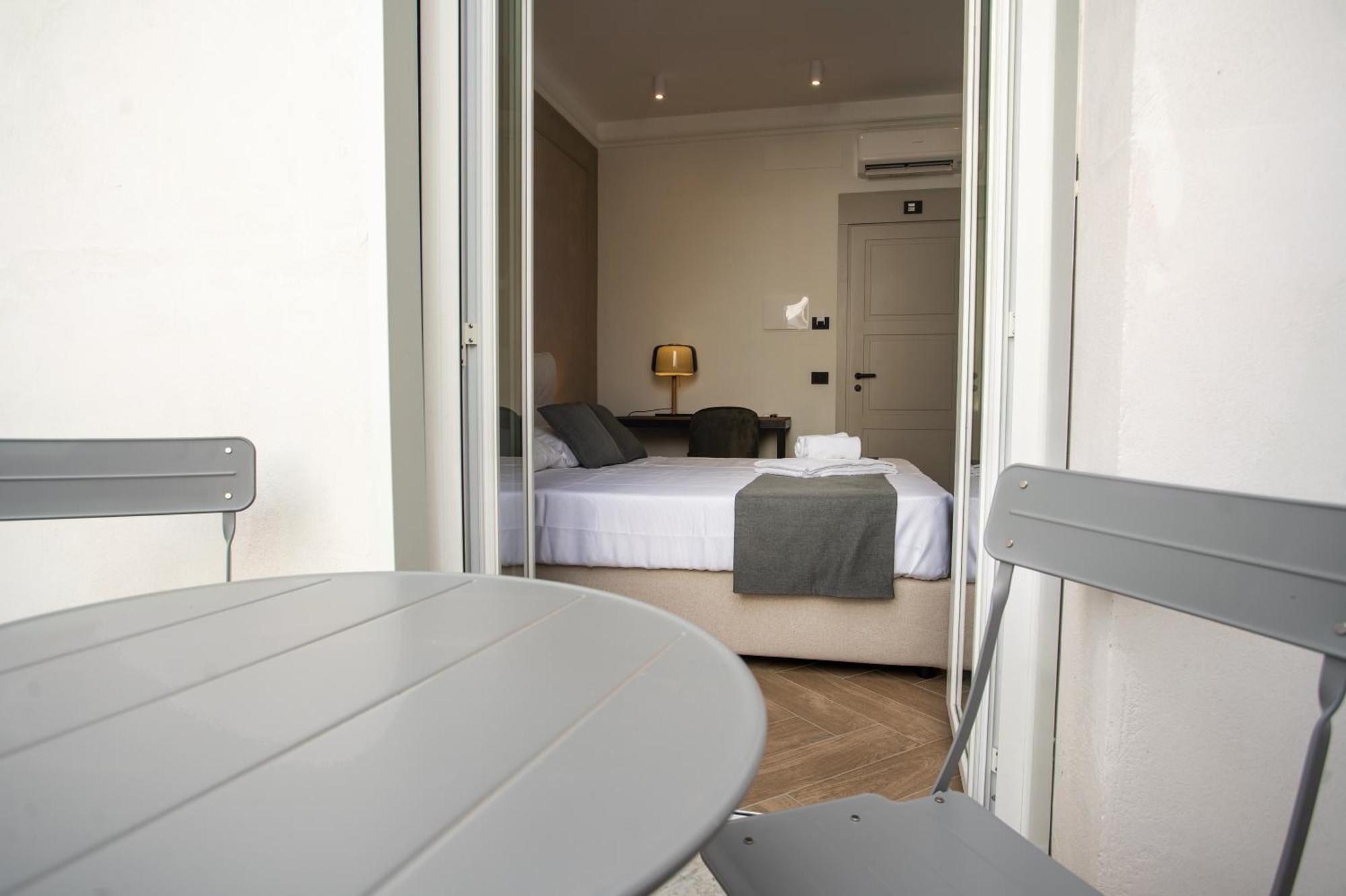 Boemi Smart Suites Naples Extérieur photo